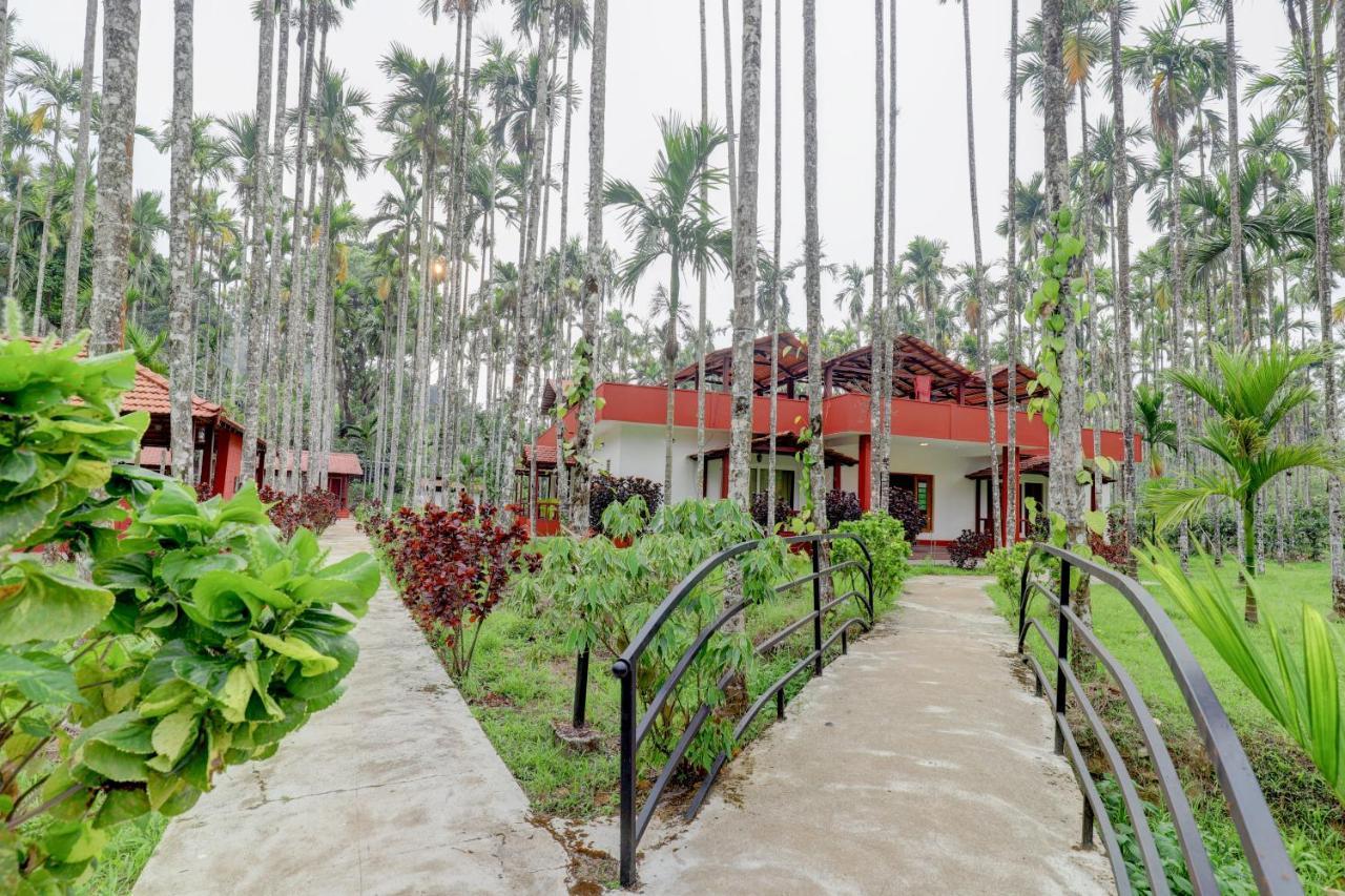Ezzenza Areca Resort มาดิเครี ภายนอก รูปภาพ